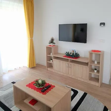 Retreat Apartment *